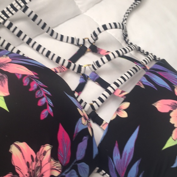 COPY - EUC Time and Tru High Waist Bikini 12/14 - Picture 3 of 8